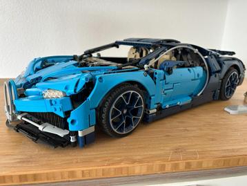  LEGO Technic Bugatti Chiron en Yamaha MT-10 SP -  beschikbaar voor biedingen
