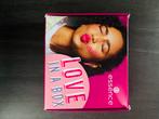 Essence Love in a Box Make-up Set - Nieuw!, Gehele gezicht, Nieuw, Ophalen of Verzenden, Make-up