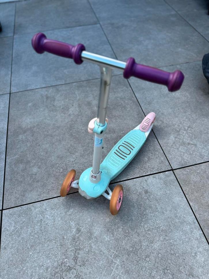 Step B1 500 met lampjes, Fietsen en Brommers, Steps, Zo goed als nieuw, Gewone step, Ophalen of Verzenden