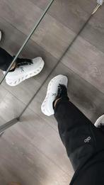 Maat 43 On Cloud Sneakers - Nieuw!, Kleding | Heren, Schoenen, Ophalen of Verzenden, Nieuw, Wit, Sneakers of Gympen