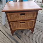 Houten bed kastje, Huis en Inrichting, Ophalen, Bruin, 190 cm of minder, Zo goed als nieuw