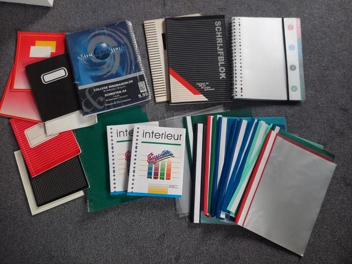 Schoolspullen schriften schrijfblok snelhechters etc, Diversen, Schrijfwaren, Zo goed als nieuw, Ophalen of Verzenden