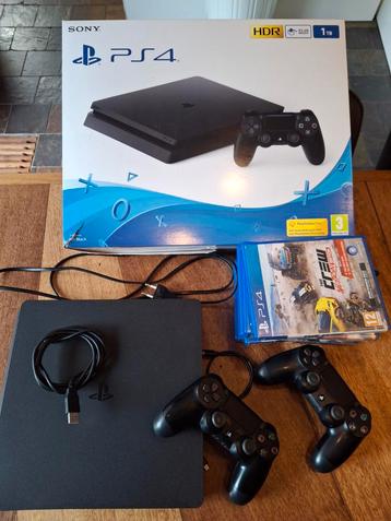 Uitgebreide Playstation 4 set plus 8 games beschikbaar voor biedingen