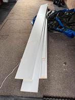 Spaanplaat planken met witte afwerking., Ophalen, Minder dan 25 mm, Zo goed als nieuw, 200 tot 250 cm