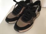 Rieker Sneakers Maat 37, zwart met goud/brons kleur., Ophalen of Verzenden, Zo goed als nieuw, Zwart, Sneakers of Gympen