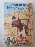 Het bedreigde land - Evert Hartman, Boeken, Kinderboeken | Jeugd | 13 jaar en ouder, Ophalen of Verzenden, Zo goed als nieuw