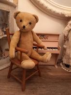 oud houten poppenstoeltje jaren 50, Verzamelen, Poppen, Ophalen of Verzenden, Zo goed als nieuw, Accessoires