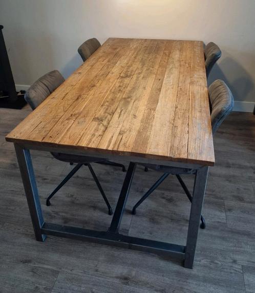 Tower Living Venetie
Industriële eettafel teak, Huis en Inrichting, Tafels | Eettafels, Zo goed als nieuw, 100 tot 150 cm, 200 cm of meer