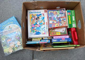 Puzzels en spelletjes voor jonge kinderen beschikbaar voor biedingen