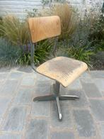 Antiek vintage retro schoolstoeltje klein, Antiek en Kunst, Antiek | Meubels | Stoelen en Banken, Ophalen of Verzenden