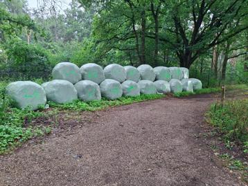 Grasbalen beschikbaar voor biedingen