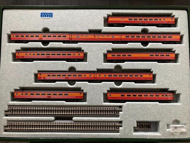 Complete Kato Southern Pacific Morning Daylight set, Hobby en Vrije tijd, Modeltreinen | N-Spoor, Zo goed als nieuw, Treinset