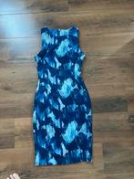 Elegante avondjurk - Maat 36, Kleding | Dames, Jurken, Blauw, Ophalen of Verzenden, Zo goed als nieuw, Knielengte