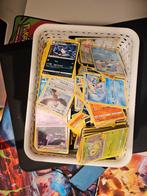 Grote verzameling oude Pokémon kaarten, Ophalen of Verzenden, Gebruikt, Meerdere kaarten, Foil