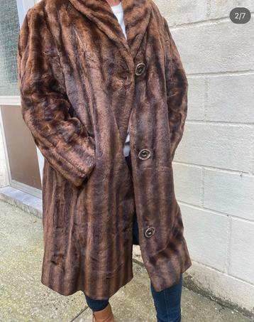 Vintage faux fur coat bruin beschikbaar voor biedingen