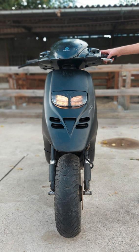 Scootermonteur gezocht?, Fietsen en Brommers, Scooters | Piaggio, Zo goed als nieuw, Overige modellen, Benzine, Ophalen