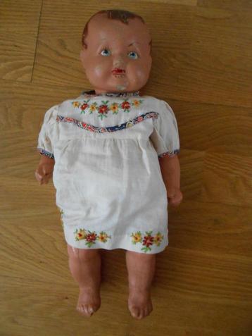 antieke pop kleipop kind rond 1900 beschikbaar voor biedingen