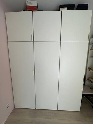 IKEA slaapkamer kledingkast