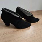 Zwarte enkellaarsjes maat 39, Kleding | Dames, Schoenen, Zwart, Lage of Enkellaarzen, Ophalen of Verzenden, Zo goed als nieuw