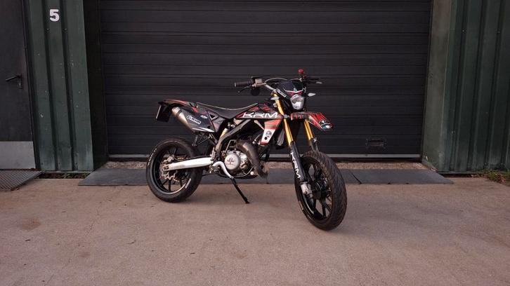 Rieju MRT Pro - Supermoto, Fietsen en Brommers, Brommers | Overige merken, Zo goed als nieuw, Maximaal 45 km/u, Ophalen of Verzenden