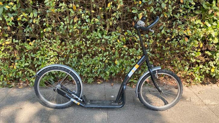 Stepfiets/ autoped voor volwassenen, Fietsen en Brommers, Steps, Gebruikt, Kickbike, Ophalen