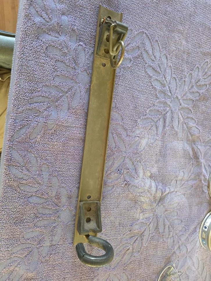 Uzi Bracket/ klem voor voertuig., Verzamelen, Militaria | Algemeen, Landmacht, Nederland, Ophalen of Verzenden