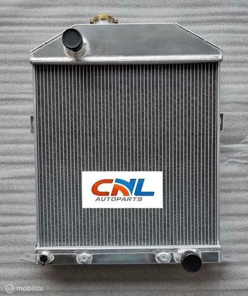 Radiateur Ford Car w/Chevy V8 Aluminum Radiator 1942-1948 beschikbaar voor biedingen
