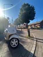 Vespa gts 300 2018 ie, Ophalen, Overige modellen, Zo goed als nieuw, Benzine