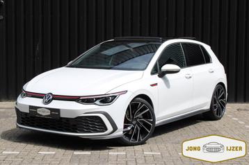 Volkswagen Golf 2.0 TSI GTI PANO HARMAN KARDON IQLIGHT SFEER beschikbaar voor biedingen