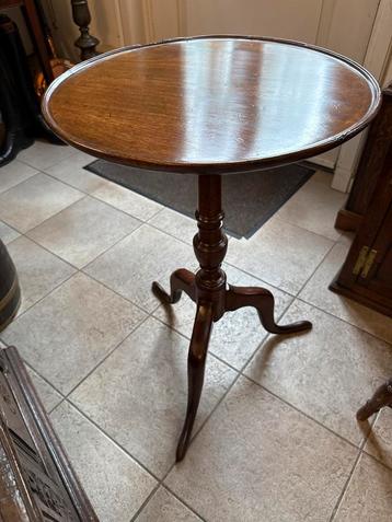 Antiek Engels Mahonie Driepoot Tafeltje ca 1780-1790 beschikbaar voor biedingen