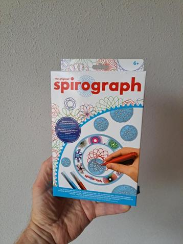 7 stuks Spirograph onderdelen met toebehoren 12.5x4x21cm beschikbaar voor biedingen