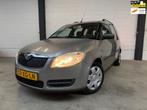 Skoda Roomster 1.4-16V |OrgNL| |Trekhaak| |Cruisecontrol|, Auto's, Skoda, Voorwielaandrijving, Gebruikt, 4 cilinders, Roomster