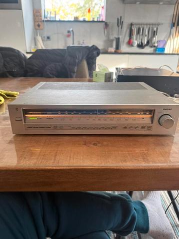 Philips vintage tuner F2213 beschikbaar voor biedingen