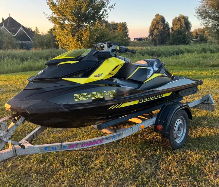 Sea-Doo Jetski ( 30 vaaruren ), Watersport en Boten, Jetski's en Waterscooters, Gebruikt, Benzine, Ophalen