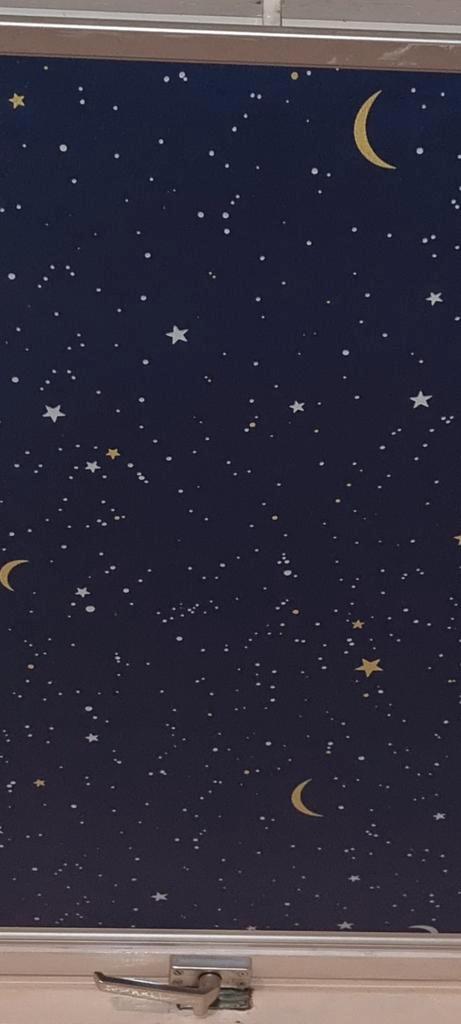VELUX GGL74 VERDUISTEREND ROLGORDIJN DONKERBLAUW "NIGHTSKY", Huis en Inrichting, Stoffering | Gordijnen en Lamellen, Nieuw, Minder dan 100 cm