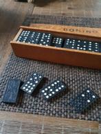 Mooie complete antieke dominostenen in grote houten doos, 28, Hobby en Vrije tijd, Gezelschapsspellen | Overige, Vijf spelers of meer