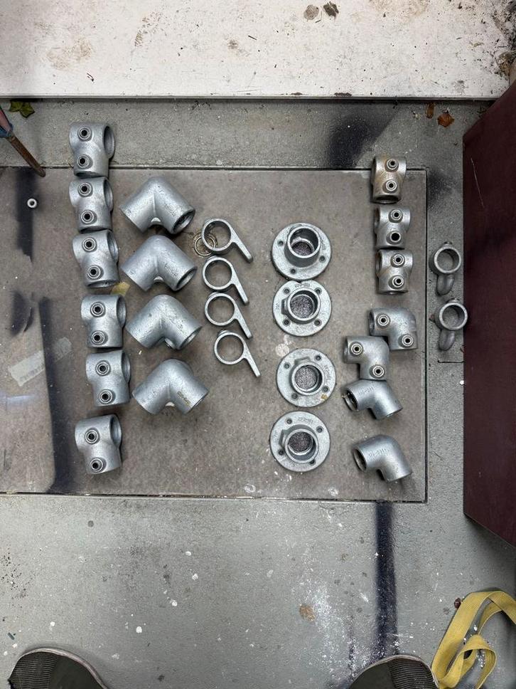 Steigerbuis koppelingen 45 & 35mm, Doe-het-zelf en Verbouw, Hang- en Sluitwerk, Gebruikt, Overige typen, IJzer, Ophalen