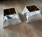 Twee Zilverkleurige Lampenkappen 30x30 cm, Huis en Inrichting, Lampen | Lampenkappen, Ophalen, Gebruikt, Vierkant, Grijs
