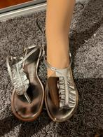 MICHAEL KORS slippers maat 38 origineel ZGAN ZILVER, Slippers, G, T, Ophalen of Verzenden