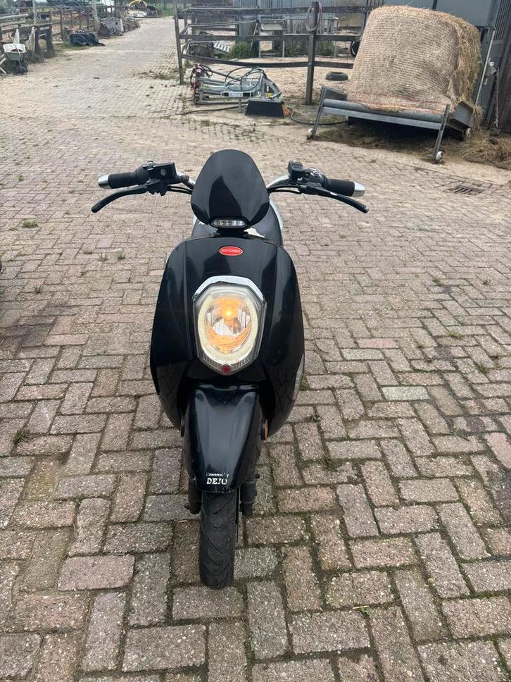 Monnaso scooter, Fietsen en Brommers, Brommeronderdelen | Scooters, Ophalen of Verzenden