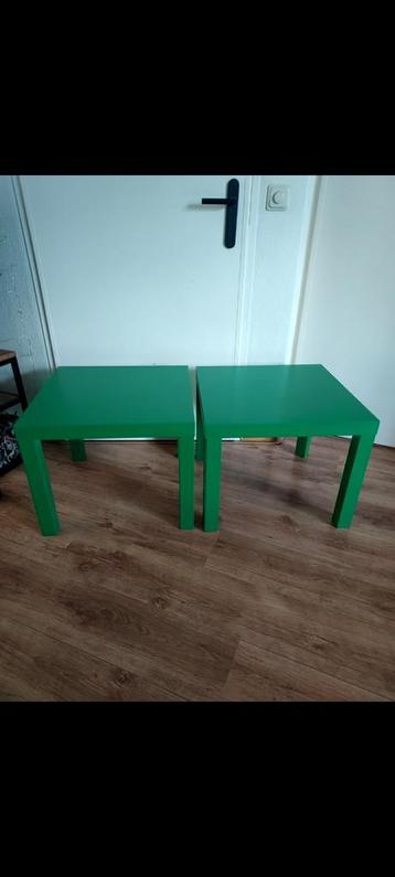 * 2 groene IKEA Lack tafeltjes * beschikbaar voor biedingen