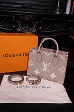 Louis Vuitton OnTheGo PM, Sieraden, Tassen en Uiterlijk, Tassen | Damestassen, Ophalen of Verzenden, Zo goed als nieuw, Bruin