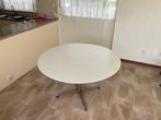 Fritz Hansen eetkamer tafel rond 120cm, Huis en Inrichting, Ophalen, Overige materialen, Gebruikt, Rond