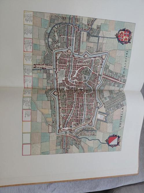 17e eeuwse steden , 45x65 cm topstukken, Antiek en Kunst, Antiek | Boeken en Bijbels, Ophalen of Verzenden