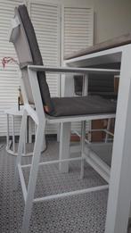 Bartafel, 4 hoge stoelen en een ligbed van het merk Life., Tuin en Terras, Ophalen, 4 zitplaatsen, Bijzettafel, Aluminium