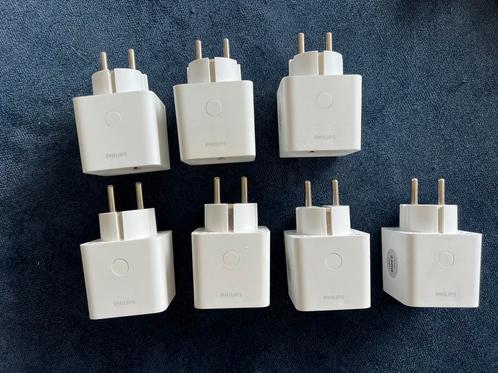 7x Smart Plug Philips Hue wit, Huis en Inrichting, Lampen | Losse lampen, Zo goed als nieuw, Led-lamp, 60 watt of meer, Overige fittingen