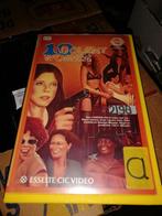 VHS ex-rental - 10 Violent Women, Cd's en Dvd's, VHS | Film, Komedie, Gebruikt, Ophalen of Verzenden