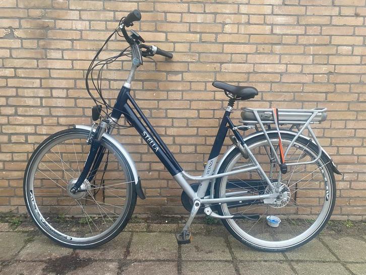 Stella, Fietsen en Brommers, Fietsen | Dames | Damesfietsen, Zo goed als nieuw, Overige merken, Versnellingen, Ophalen