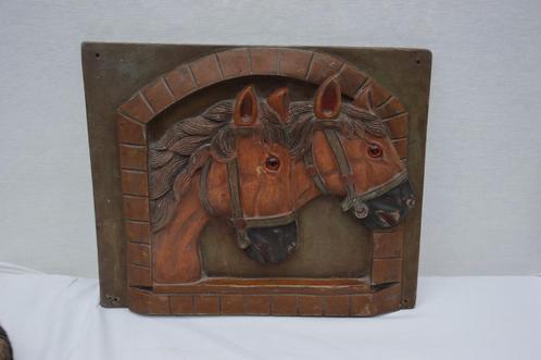 wanddecoratie houtsculptuur van paardenhoofden uit stalraam, Tuin en Terras, Tuinwanddecoratie, Gebruikt, Ophalen of Verzenden