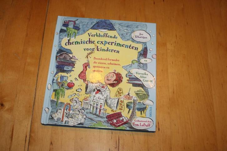 Verbluffende chemische experimenten voor kinderen,, Boeken, Kinderboeken | Jeugd | 10 tot 12 jaar, Gelezen, Non-fictie, Ophalen of Verzenden
